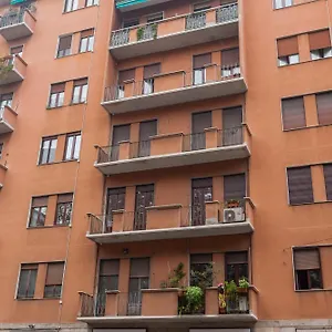 S Agostino - Porta Genova Appartamento Milano